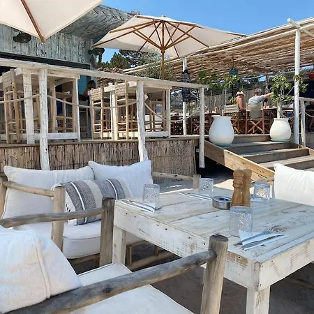 Rez-de-jardin 6 - Accès Direct à La *