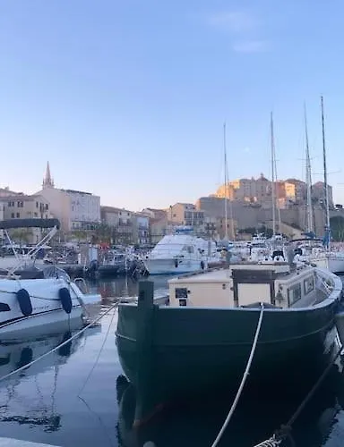 Rez-de-jardin 6 - Acces Direct A La * Calvi (Corsica)