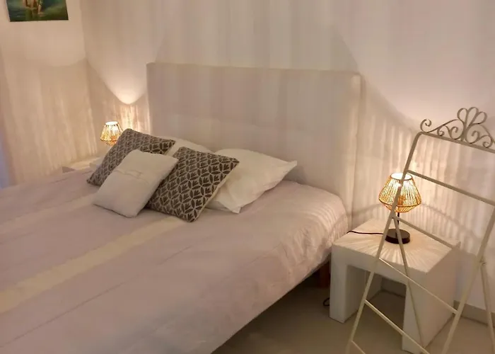 Apartment Rez-de-jardin 6 - Acces Direct A La *